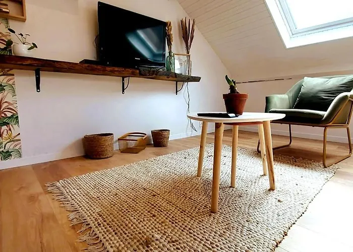 Studio Chaleureux Classe 3 Etoiles - Idealement Situe