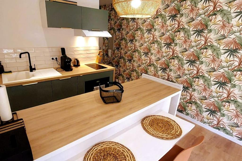 Chaleureux Classe 3 Etoiles - Idealement Situe Apartment